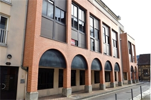 t2 à la location -   10000  TROYES, surface 44 m2 location t2 - UBI465114782